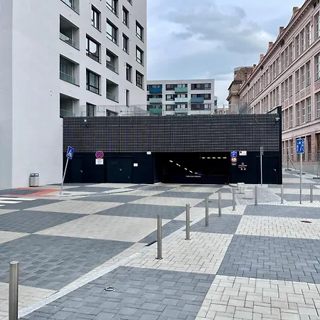 Arenas Апартаменты Братислава
